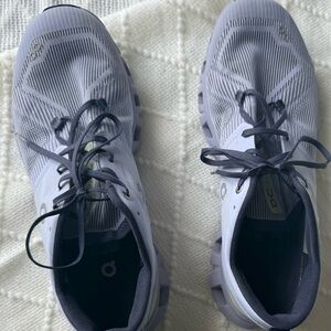 Women’s On Cloud Shift 3 X training Athletic shoe Lavender/Navy